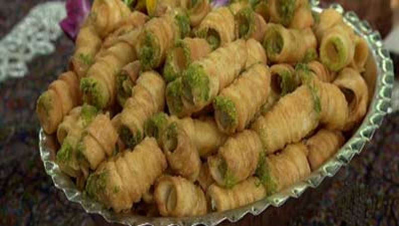 طرز تهیه ی شیرینی ساق عروس