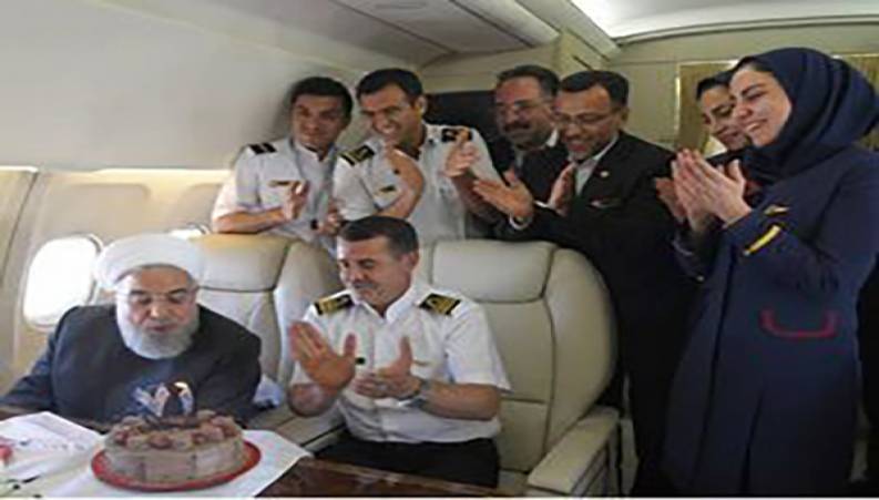 شما برای تولد حسن روحانی ،  چه هدیه‌ای می‌دهید؟