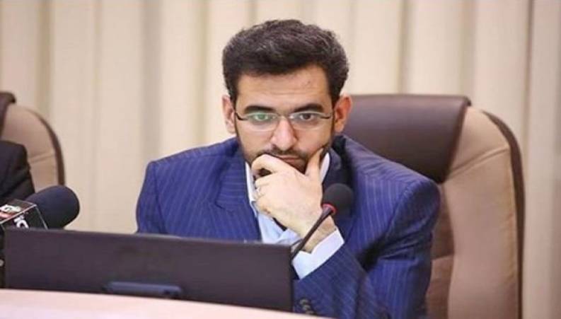 گاف عجیب آذری جهرمی وزیر ارتباطات در لایو اینستاگرامش!!