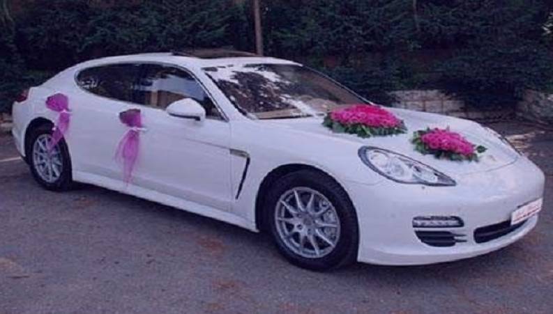 اقدام عجیب همراهان ماشین عروس و داماد در چهارراه!!