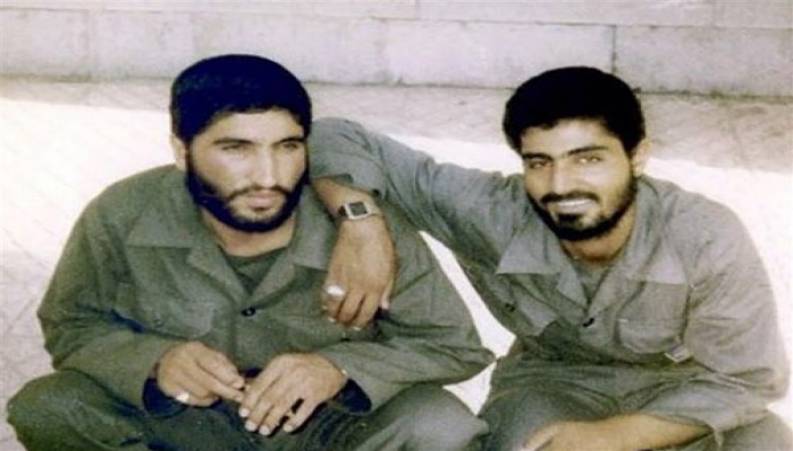 بی‌تابی سپهبد قاسم سلیمانی بر تابوت حاج احمد کاظمی 