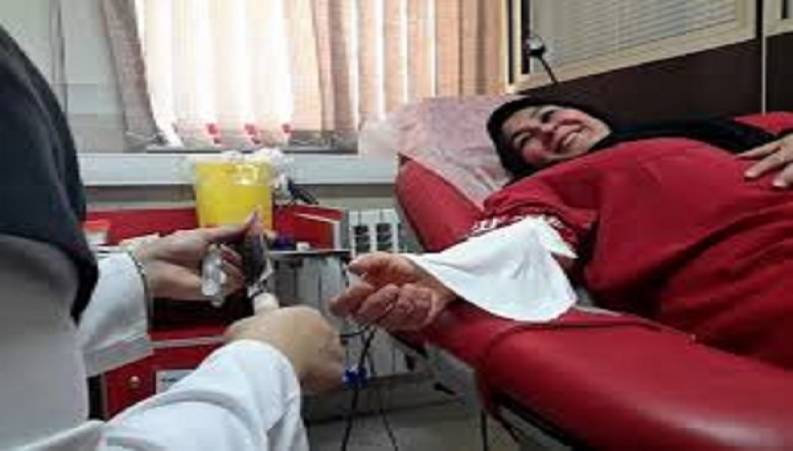 ماندانا حجاریان  ، این زن رکور دار اهدای خون در ایران است 