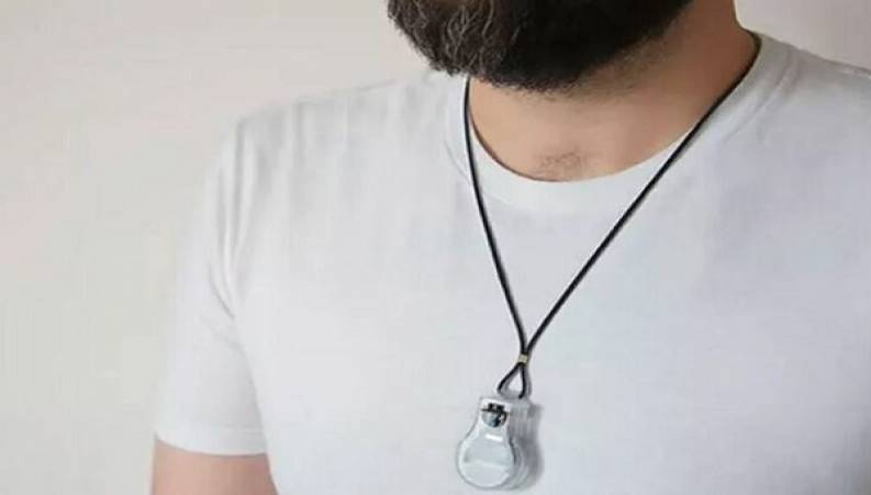 گردنبندی که از مبتلا شدن به کرونا جلوگیری می‌کند