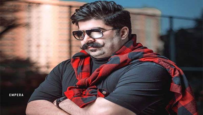 قرآن با سوت زیبا از بهنام بانی در برنامه زنده تلویزیون