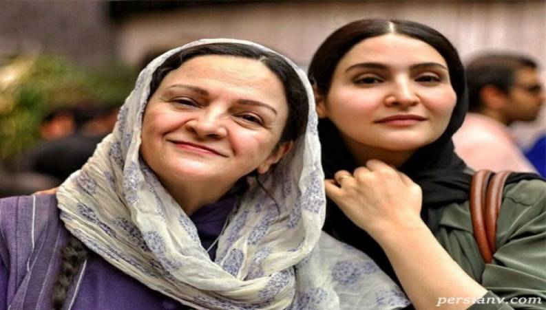 نوه ی گلاب آدینه ، پسر نورا هاشمی ؛ قطعه شعر مانی رهنما را با ذوق می خواند