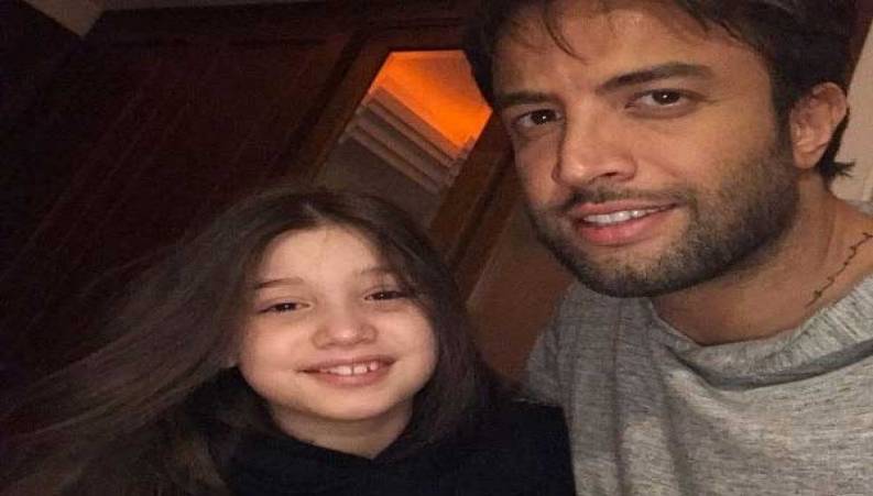 بغض بنیامین بهادری هنگام لایو با دخترش بارانا