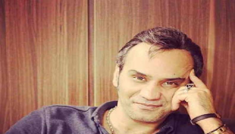 سوپرایز تولد شهرام شکوهی خواننده با حضور دوستان و طرفداران