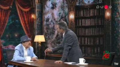 شوخی جالب منوچهر آذری با همسرش