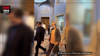 ویدئوی پذیرایی مهران رجبی از زائران در چایخانه حضرت معصومه