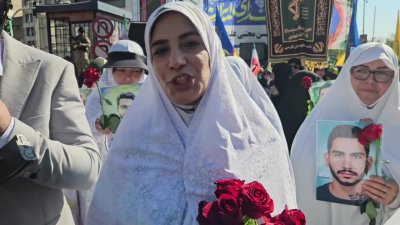 حضور عروس و داماد با لباس عروسی در مراسم جان‌فدایان؛ واکنش فضای مجازی