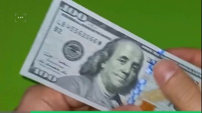 تفاوت دلار سبز و آبی چیست؟ کدام را بخریم ؟