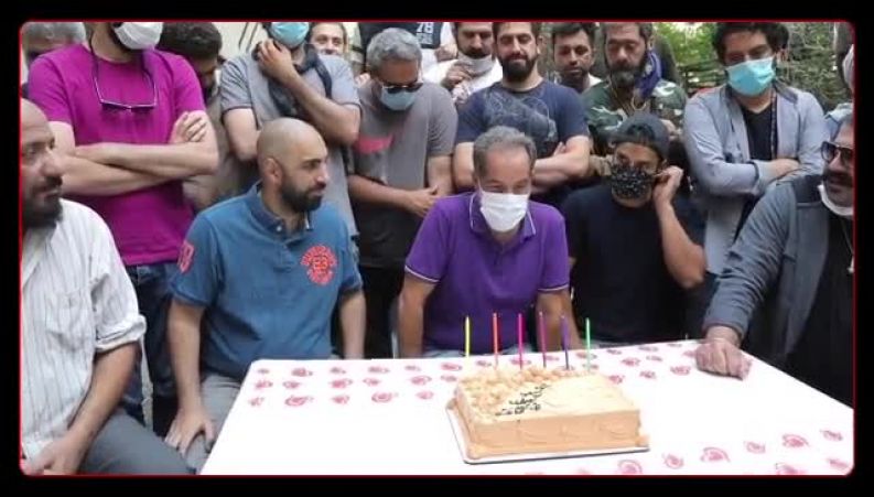 جشن تولد جالبی که گشت ارشادی ها برای مسعود کیمایی گرفتند