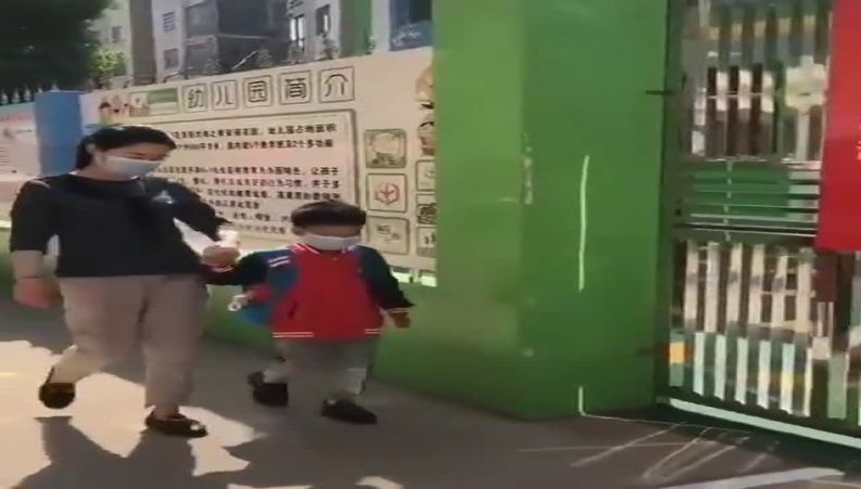 مدرسه رفتن چینی ها و تایلندی ها در ایام کرونایی !