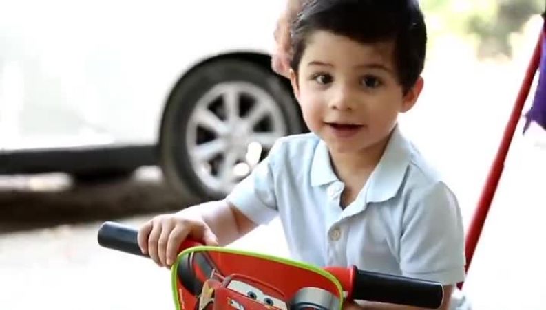 پشت صحنه جالب ضبط ویدیو احسان خواجه امیری با همسر و پسرش !