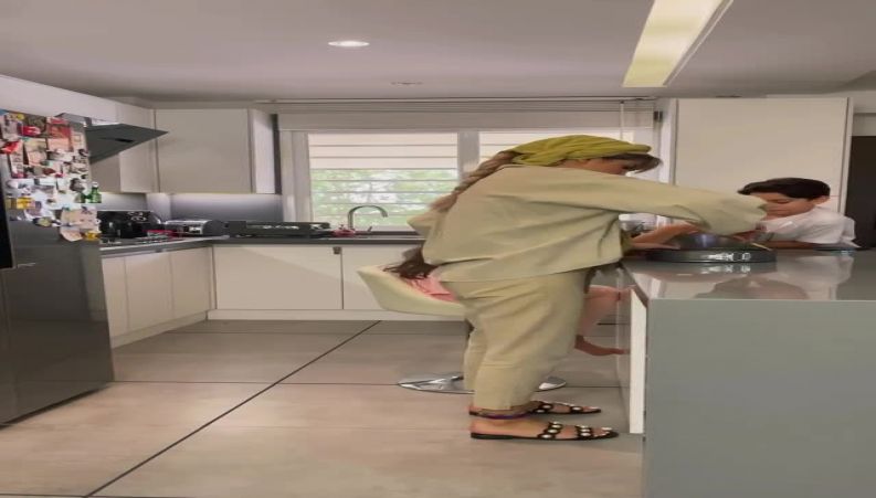 طرز تهیه چیز کیک به سبک پریا پرتویی فرد همسر بابک جهان بخش