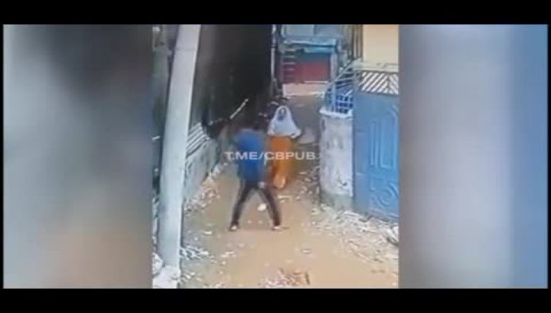 لحظه خودکشی عجیب یک نفر که موجب مرگ دو فرد دیگر شد  ۱۸+