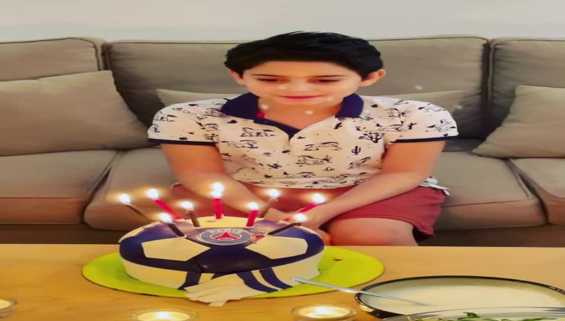 جشن تولد آرتا پسر بابک جهانبخش در کنار مادرش مروارید شهریاری