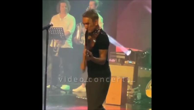 اعتراف تلخ شادمهر عقیلی خواننده لس‌آنجلسی در کنسرت آلمان