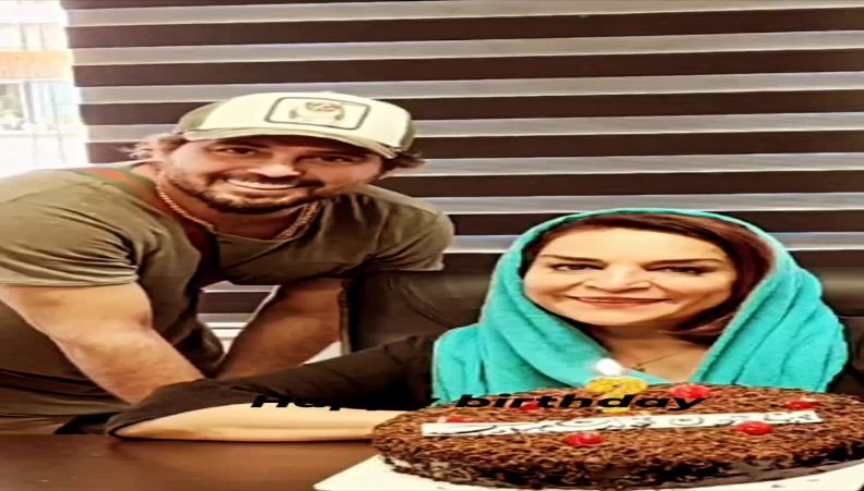 استایل شیک دانیال عبادی در جشن تولد تهمینه میلانی کارگردان