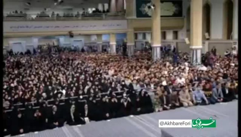 حرکت غیر منتظره دهه هشتادی ها در دیدار با رهبر انقلاب خبرساز شد