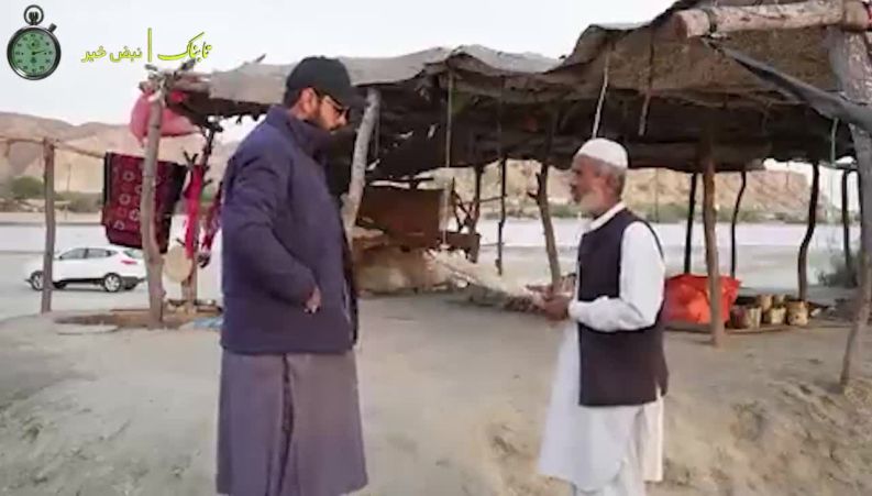  ویدئویی وایرال شده از انگلیسی حرف زدن یک دستفروش بلوچ در چابهار  