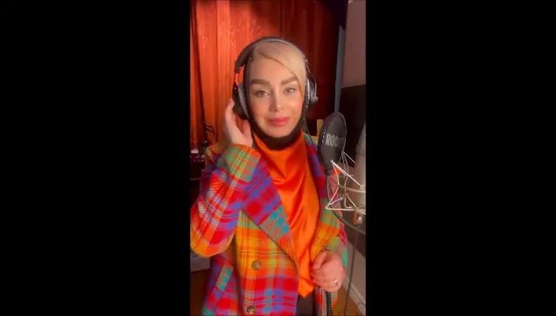 استایل تمام رنگی و دخترانه خانم مجری سابق تلویزیون / بد جوری تغییر چهره داده