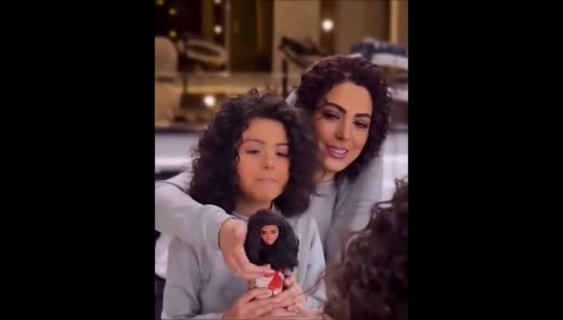 ویدیوهای جذاب پشت صحنه  کلیپ رونمایی نیلوفر شهیدی از دختر خوانده اش رستا 