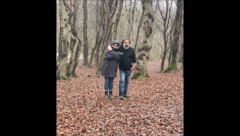 خوشگذرونی عیدانه مهراب قاسم خانی به همراه دختر و پسرش به شمال با ماشین باباش+عکس