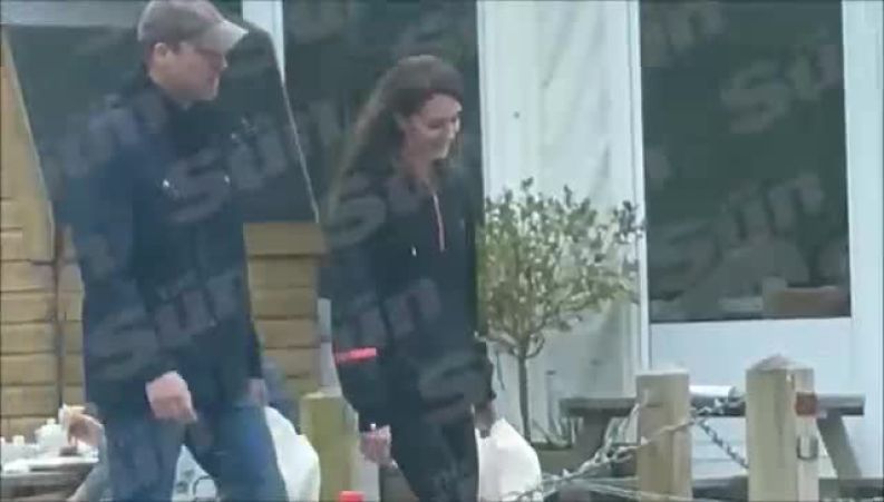 کیت میدلتون  برای اولین بار پس از عمل جراحی  با  همسرش ویلیام به خرید رفتند