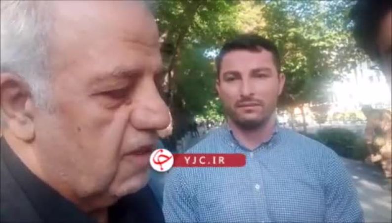  گفت‌وگو با برادر رئیس جمهور در مراسم تشییع