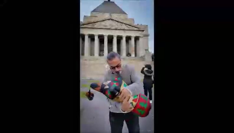 وقتی موسیقی جنوب ایران در جهان میدرخشد؛ اجرای نی همبون محسن شریفیان در ملبورن استرالیا