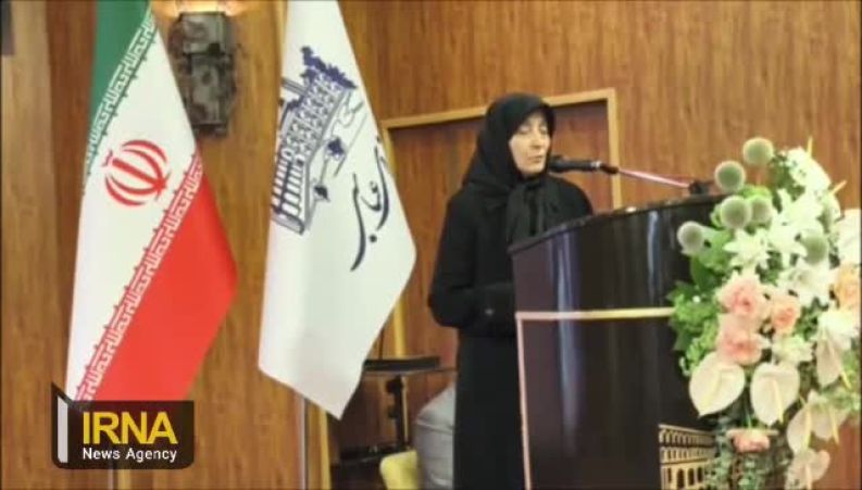 ماجرای نرفتن استاد فرشچیان برای نصب ضریح امام حسین به کربلا؛ خاطرهای پر از احساس از زبان نیادخت قوامی همسرش