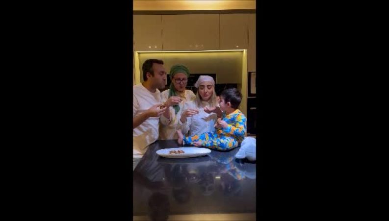 همکاری جذاب فاطمه گودرزی و عروس جوان برای پخت شیرینی عصرانه، تقدیم به نوه عزیز