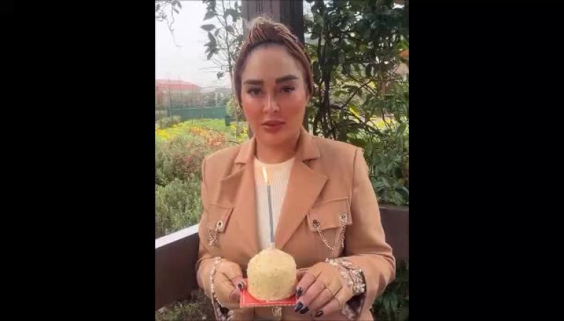 تغییر چهره الهام حمیدی در جشن تولد ۴۸ سالگی‌اش
