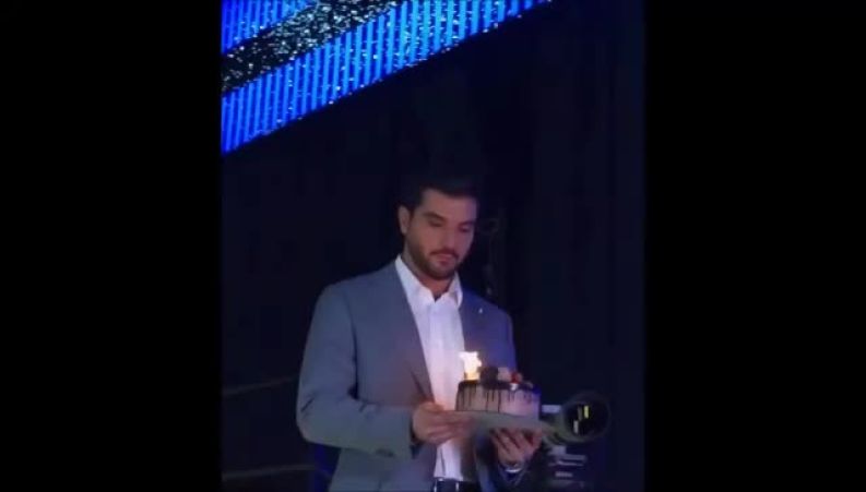 تولد سینا مهراد؛ بازیگر جوان از پختگی و زیبایی‌های مسیر پرفراز و نشیب زندگی می‌گوید