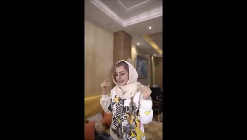 سوپرایز نفیسه روشن با کرسی مبله یلدا برای خانه اش