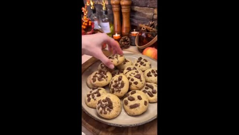 طرز تهیه کوکی شکلاتی نرم و کشسان