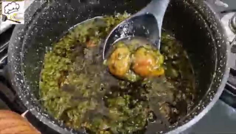 طرز تهیه خورش آلو اسفناج مجلسی