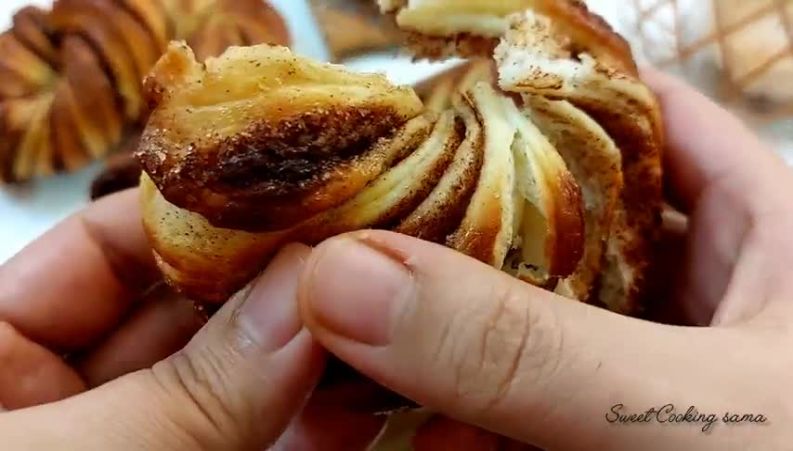 آموزش نان خانگی دارچینی بسیار خوشمزه و نرم برای صبحانه