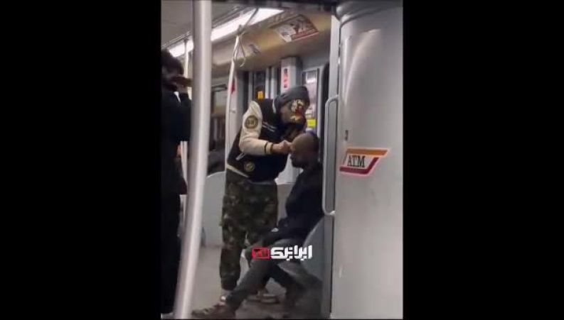 تصاویری از اصلاح مو در متروی ایتالیا! 