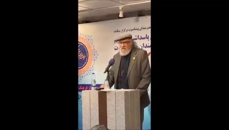 داریوش ارجمند این‌بار با سخنرانی علیه ترامپ خبرساز شد