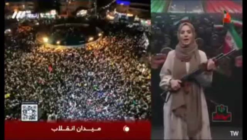 مبینا نصیری، مجری شبکه سه سیما روی آنتن زنده تلویزیون با اسلحه کلاشینکف 