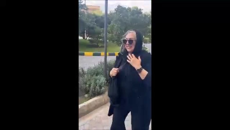 حضور ژاله صامتی و همسرش در مراسم یادبود بهناز نازی 