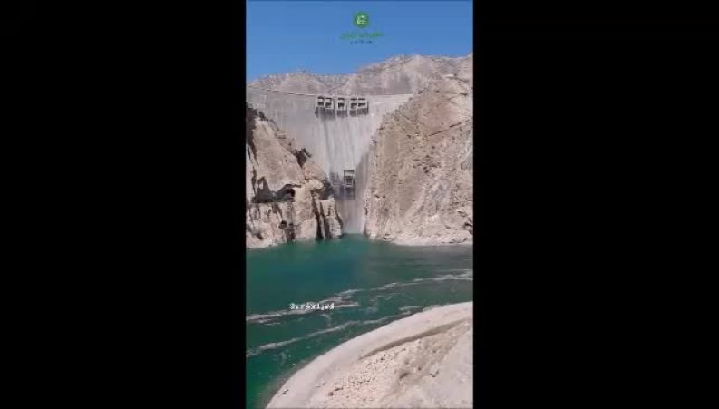 تصاویری از سرریز شدن سد کارون ۴ 