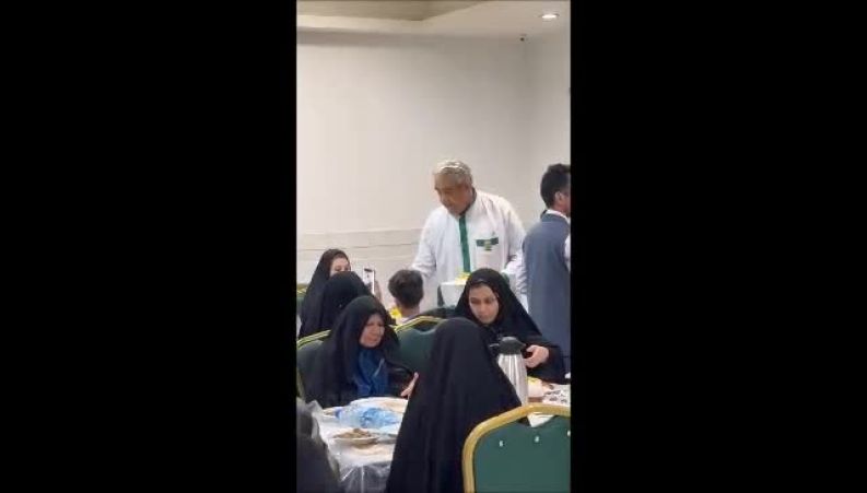 ظاهر متفاوت مجید شهریاری، بازیگرِ خانه‌به‌دوش در لباس خادمی حرم امام رضا(ع)