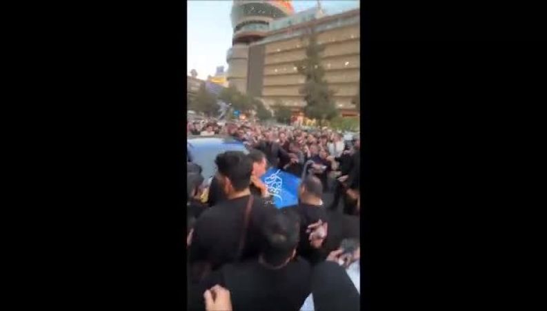 حضور علی‌دایی در مراسم مرحوم اکبر عبدی
