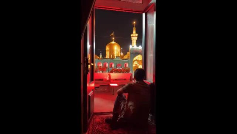 حال و روز غم‌انگیز عموپورنگ در حرم امام رضا (ع) 